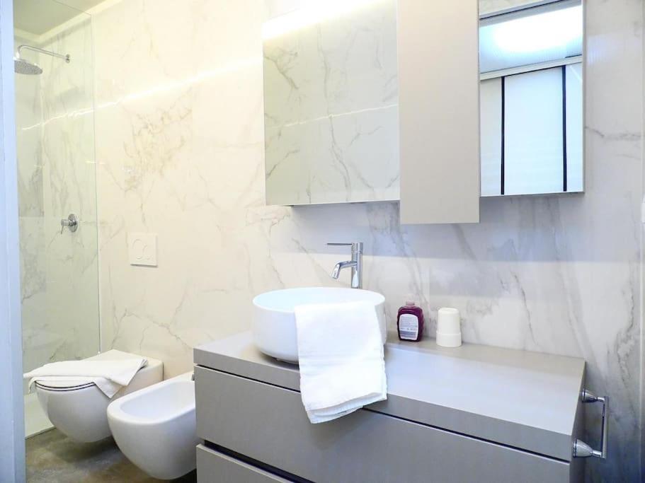 Isola Apartment Pastrengo Milano Eksteriør billede